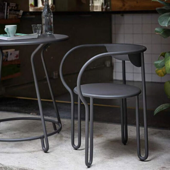 huggy-chair-by-maiori-2 huggy-chair-by-maiori-2